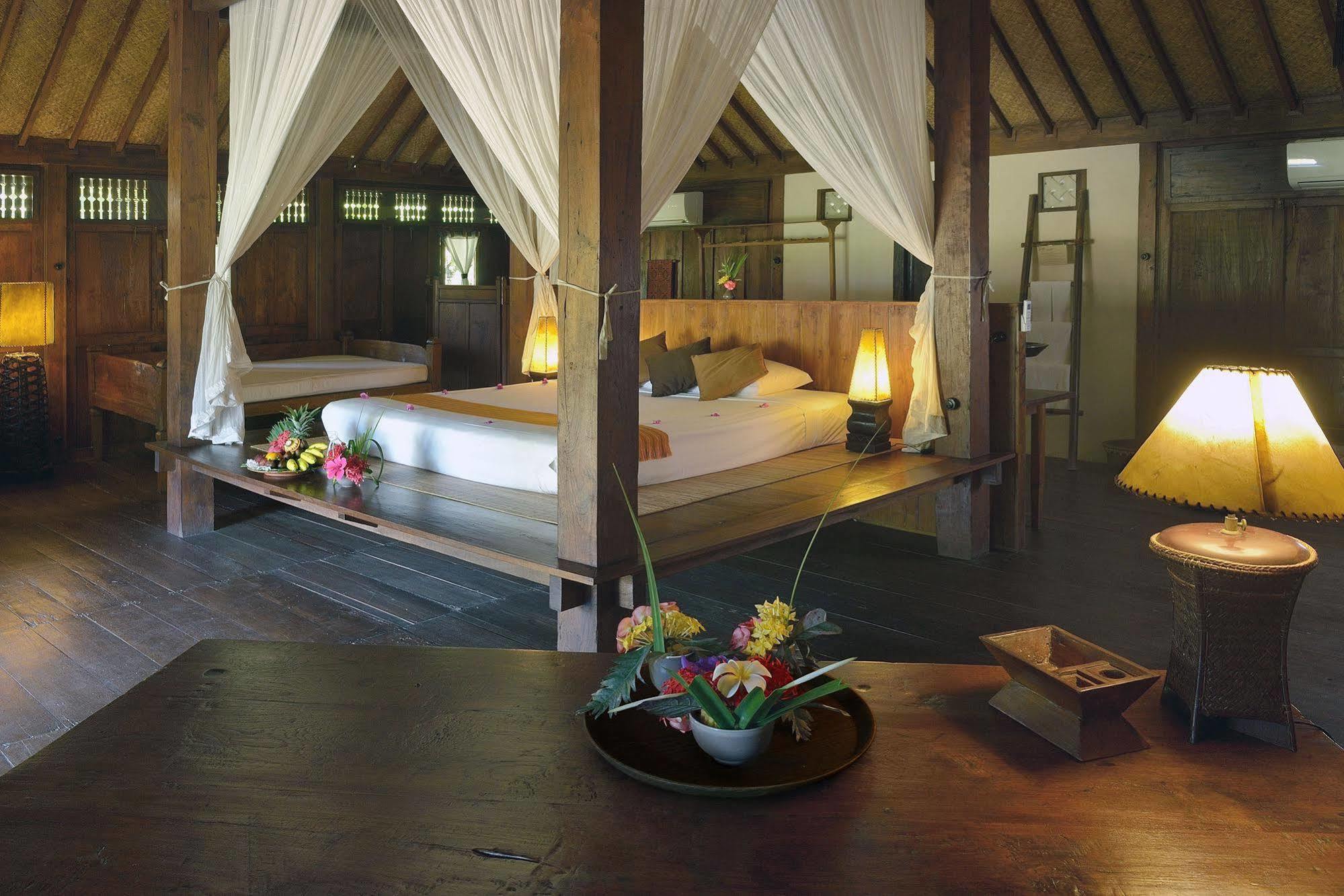 Desa Dunia Beda Resort Гілі-Траванган Екстер'єр фото
